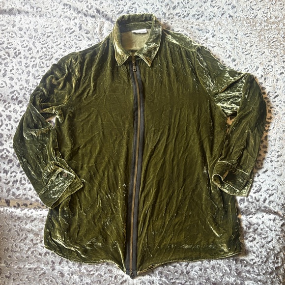 Soft Surroundings Jackets & Blazers - Soft Surroundings Olive Green Velvet Zip-up